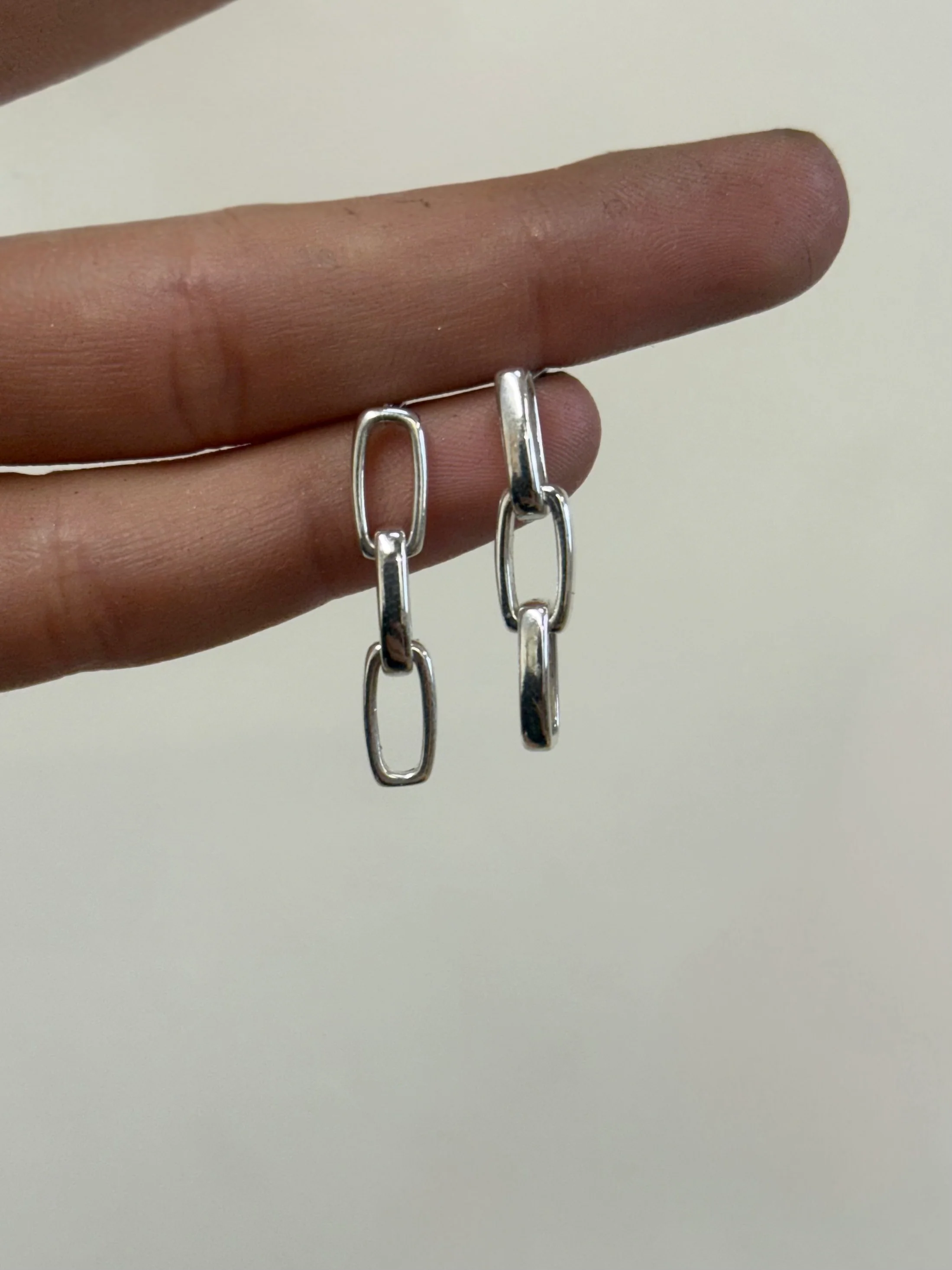 BI EARRINGS - Image 3