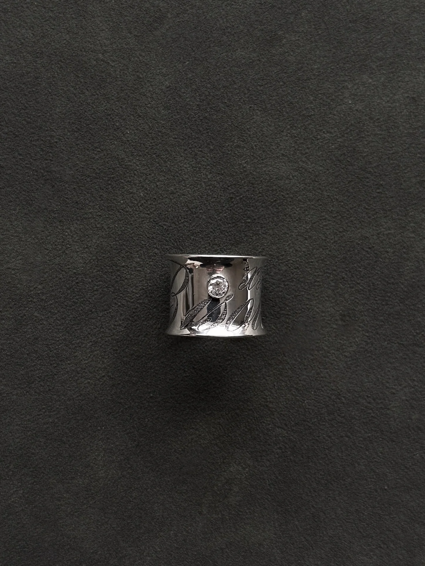 SUI WITH ROUND GEM- custom engraving available - Image 4