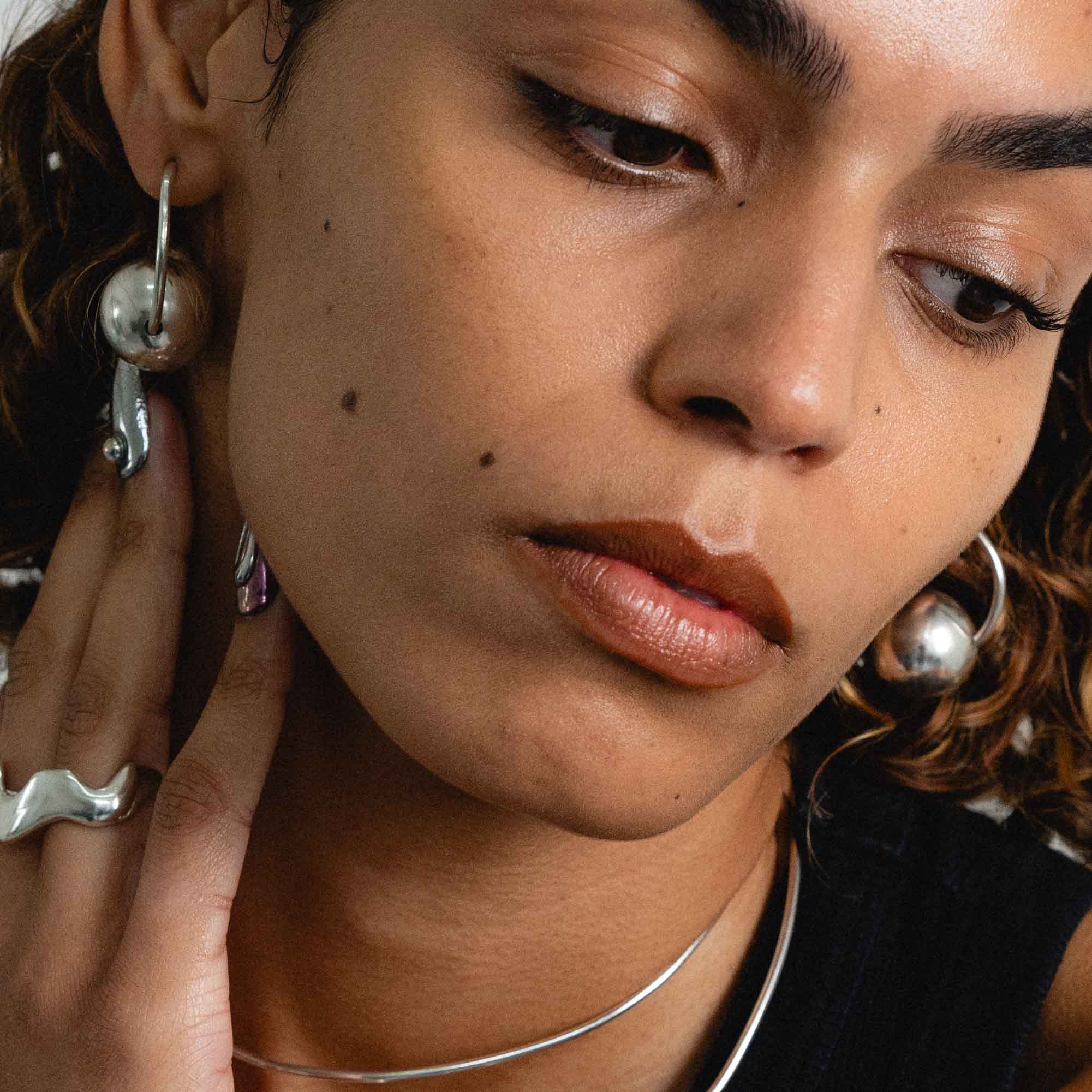 BUBBLE HOOP EARRINGS - Image 3
