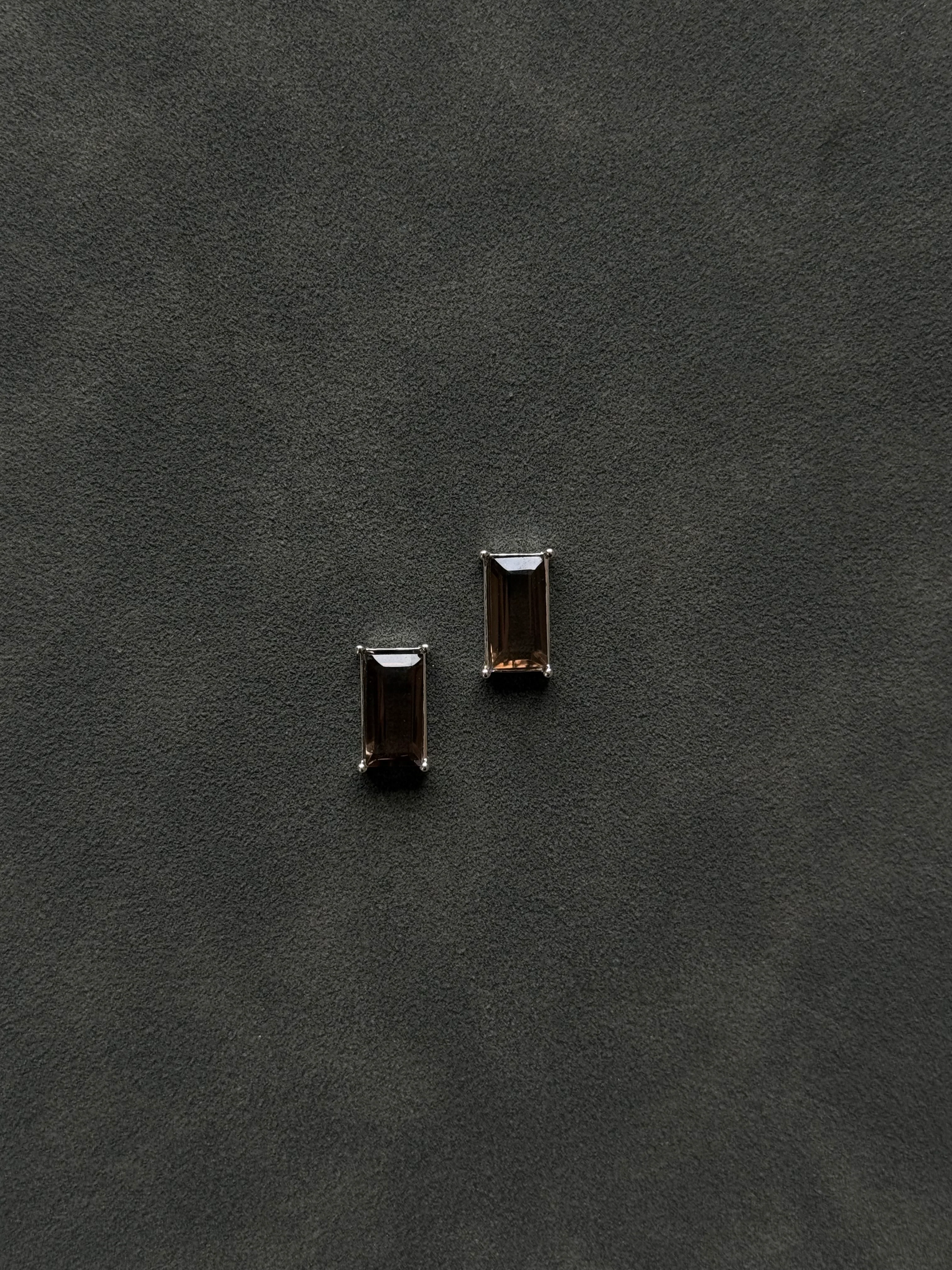 LARGE BAGUETTE STUDS- more stones available - Image 3